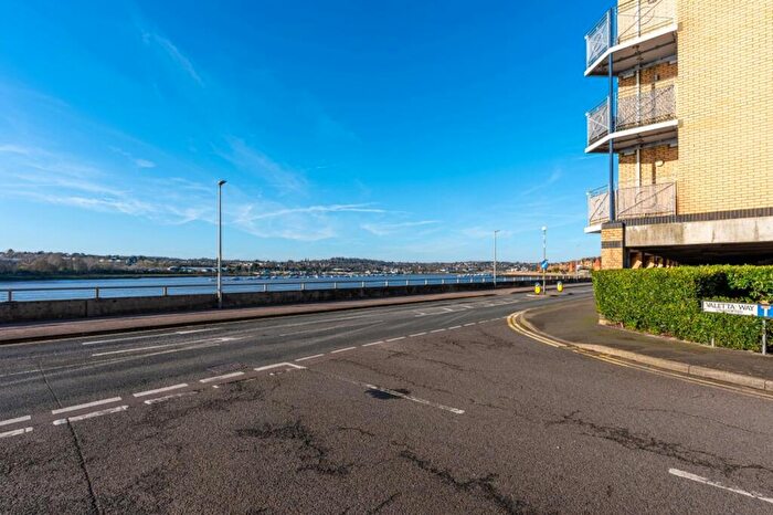 2 Bedroom Flat To Rent In Valetta Way, Rochester, ME1