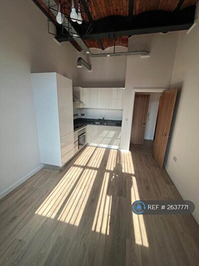 1 Bedroom Flat To Rent In Meadow Mill, Stockport, SK1