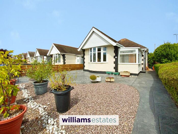 2 Bedroom Detached Bungalow For Sale In Derwen Drive, Rhyl, LL18