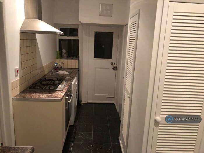 1 Bedroom Flat To Rent In Whitstable Road, Canterbury, CT2