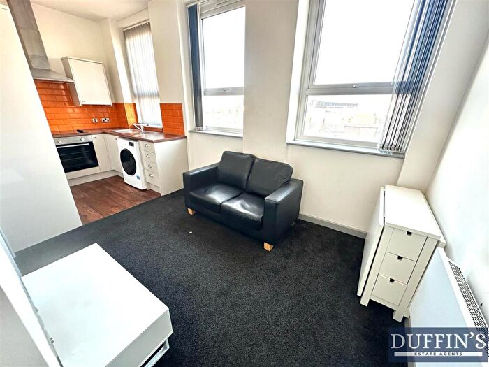 1 Bedroom House To Rent In High Street, Blackburn, BB1