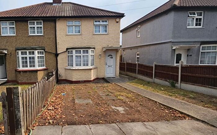 3 Bedroom Semi-Detached House To Rent In Anglesey Road, Enfield, London, EN3