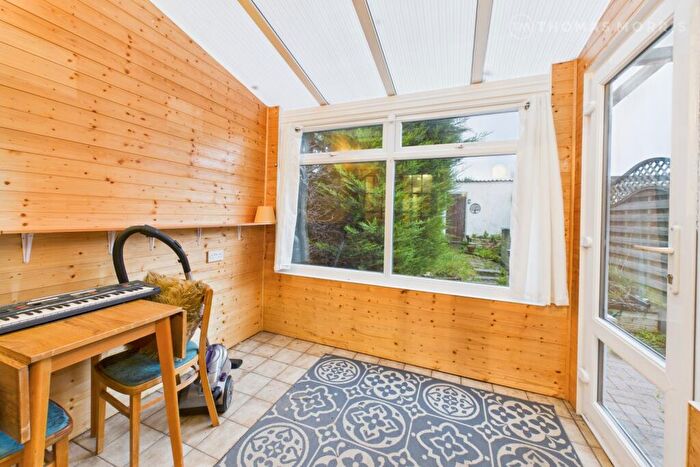 3 Bedroom Terraced House For Sale In Osprey Road, Biggleswade, Bedfordshire, SG18 - Photo 9