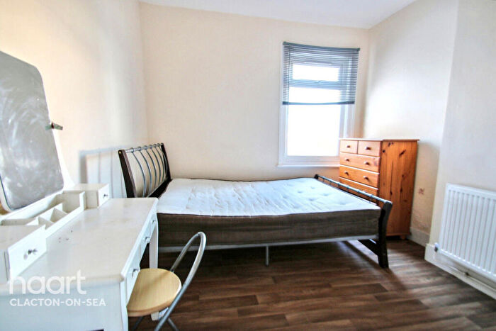 1 Bedroom Semi Detached House To Rent In Warwick Road, Clacton-On-Sea, CO15