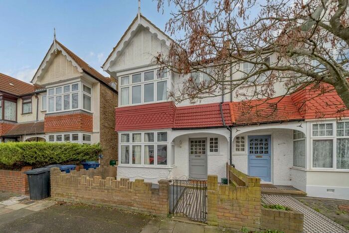 3 Bedroom Terraced House To Rent In Highview Road, London, W13