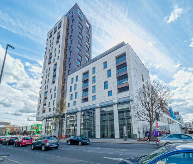 2 Bedroom Flat To Rent In Capitol Way, London, NW9