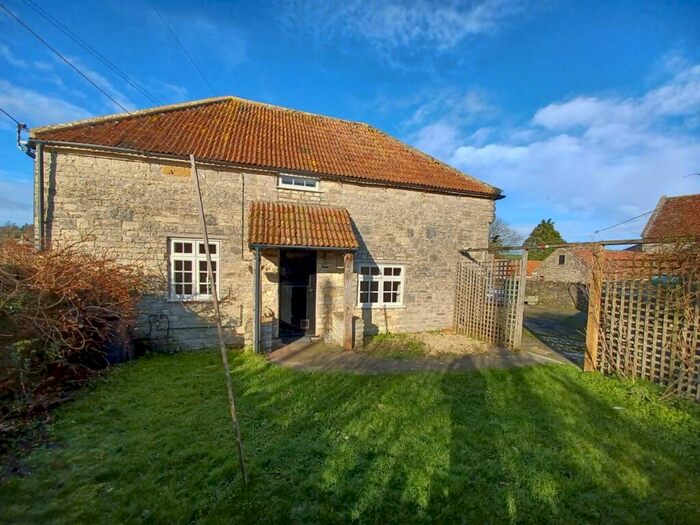 2 Bedroom Cottage To Rent In Stanton Prior, BA2