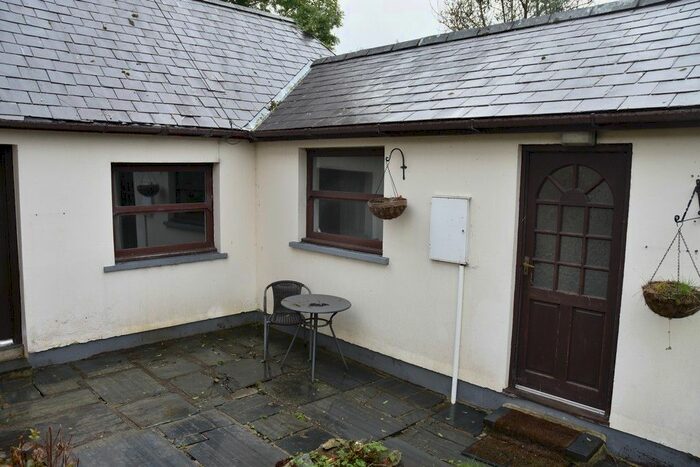 3 Bedroom Cottage To Rent In Tyr Afon, Felindre, SA44