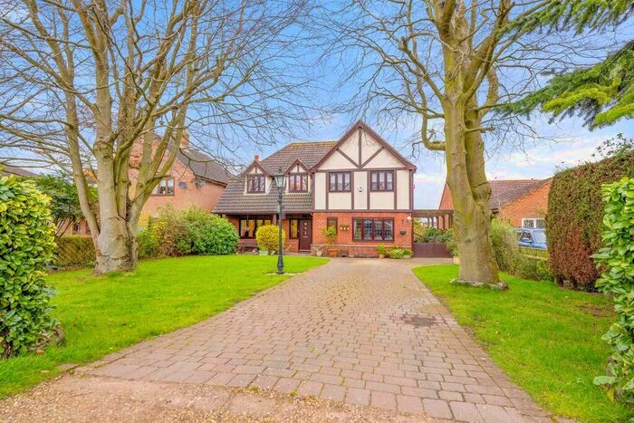 4 Bedroom Detached House For Sale In Church Lane, Newton, Wisbech, Cambridgeshire, PE13