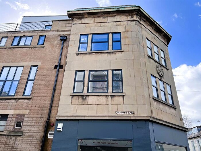 2 Bedroom Flat To Rent In Dychurch Lane, Northampton, NN1