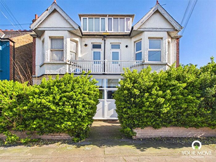 1 Bedroom Flat To Rent In Lyndhurst Avenue, Margate, Kent, CT9
