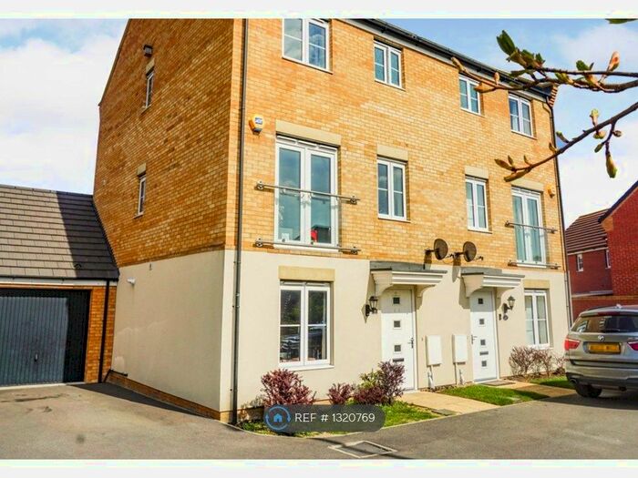 4 Bedroom Semi-Detached House To Rent In Cook Avenue, Peterborough, PE7