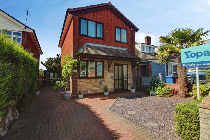 3 Bedroom Detached House For Sale In Chapel Street, Cannock, WS11