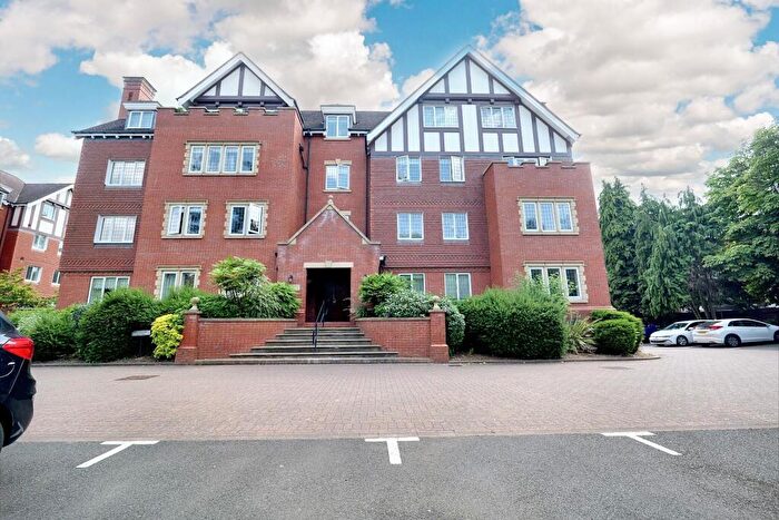 3 Bedroom Apartment For Sale In Warwick Road, Coventry, CV3