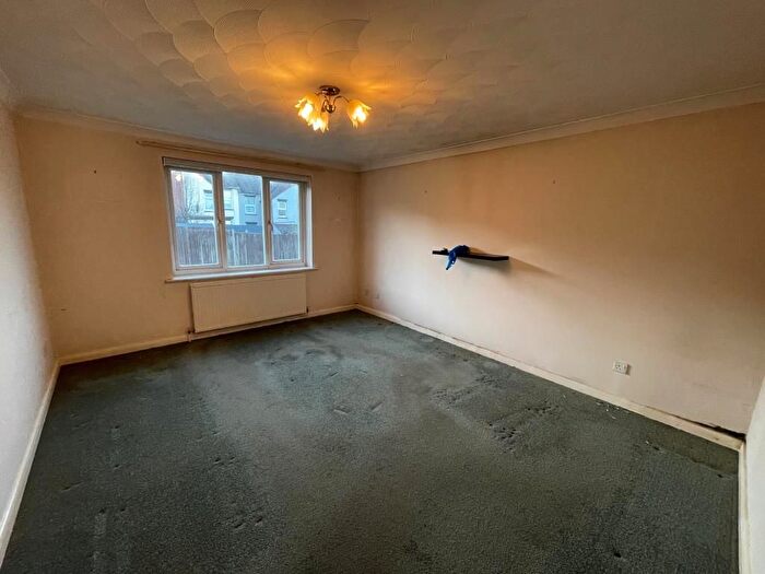 1 Bedroom Flat For Sale In Flat, Victoria Court, Second Avenue, Harwich, Essex, CO12