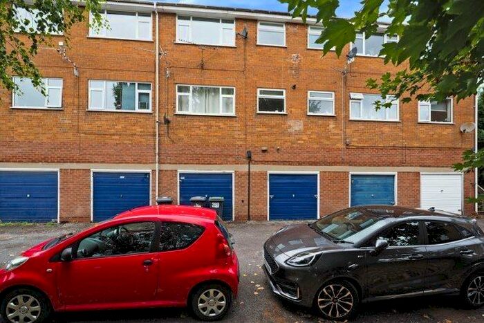 2 Bedroom Maisonette To Rent In Porchester Road, Nottingham, NG3