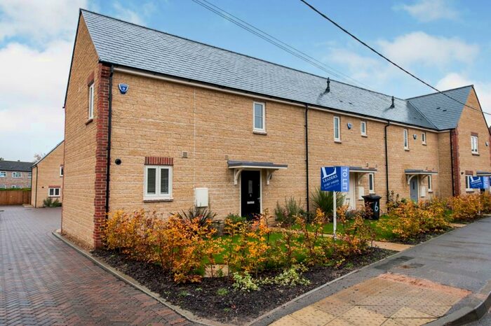 3 Bedroom End Of Terrace House To Rent In Southampton Street, Faringdon, SN7