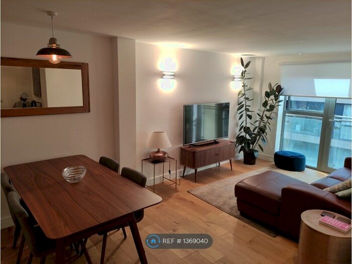 2 Bedroom Flat To Rent In Seward Street, London, EC1V