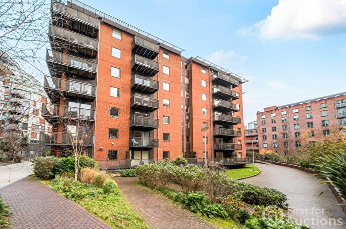 2 Bedroom Apartment For Sale In The Foundry, A Lower Chatham Street, Manchester, M1