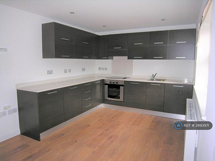 1 Bedroom Bungalow To Rent In Flamstead End Road, Cheshunt, EN8