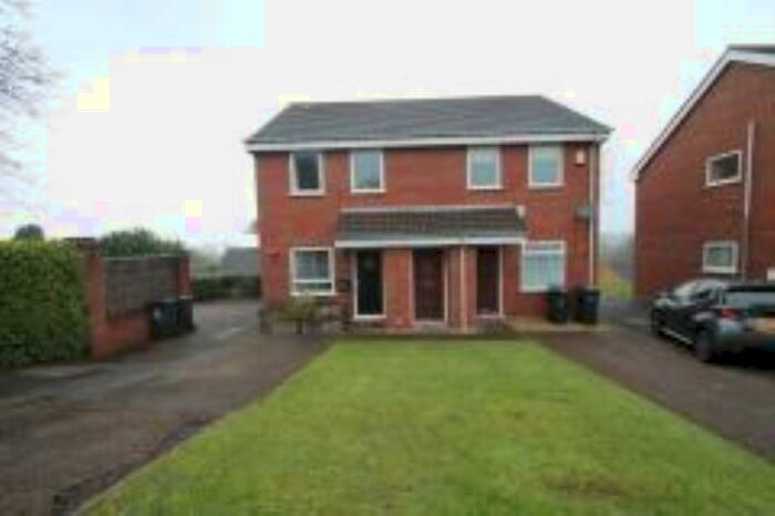 1 Bedroom Flat To Rent In Apperley Way, Halesowen, West Midlands, B63
