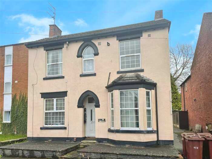 1 Bedroom Flat To Rent In Larches Lane, Wolverhampton, West Midlands, WV3