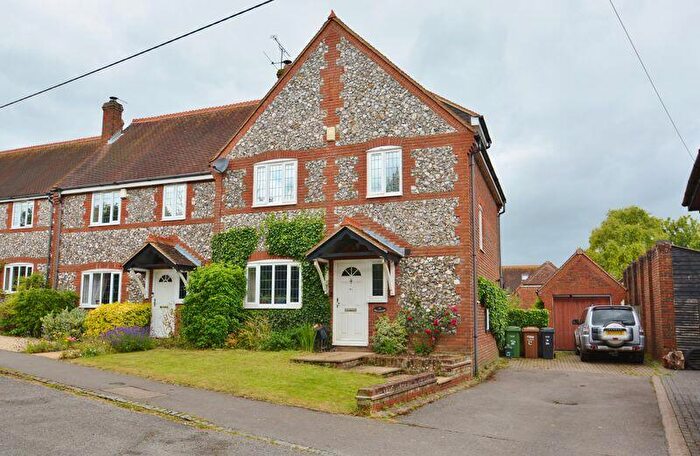 5 Bedroom Semi-Detached House For Sale In Watlington Road, Lewknor, OX49