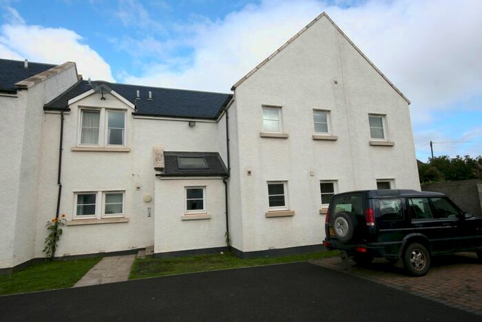 2 Bedroom Flat To Rent In Robert De Quincy Place, Prestonpans, EH32