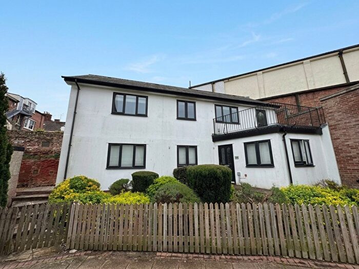 2 Bedroom Flat To Rent In North Street, Exeter, EX4