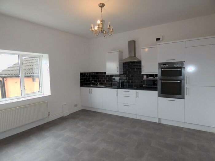 2 Bedroom Flat To Rent In King Street, Spennymoor, DL16