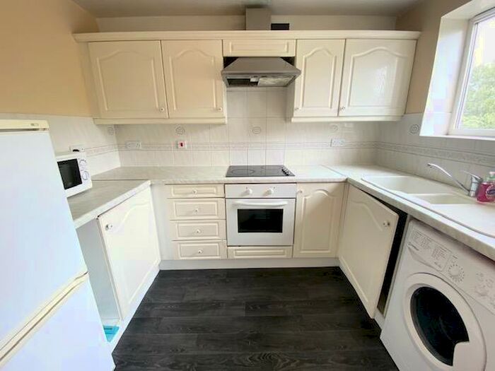 1 Bedroom Apartment To Rent In Barnum Court, Swindon, SN2