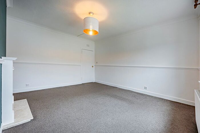 1 Bedroom Flat For Sale In Main Street, Rutherglen, Glasgow, G73