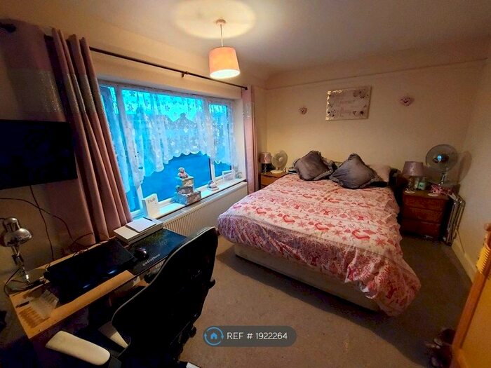 2 Bedroom Semi-Detached House To Rent In Wiclif Way, Lutterworth, LE17