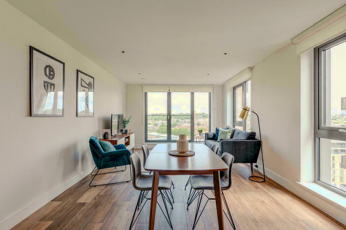 2 Bedroom Apartment To Rent In Mallow Walk, London, SE8