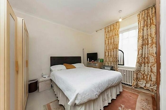 2 Bedroom Flat For Sale In Greville Place, Maida Vale, London, ., NW6