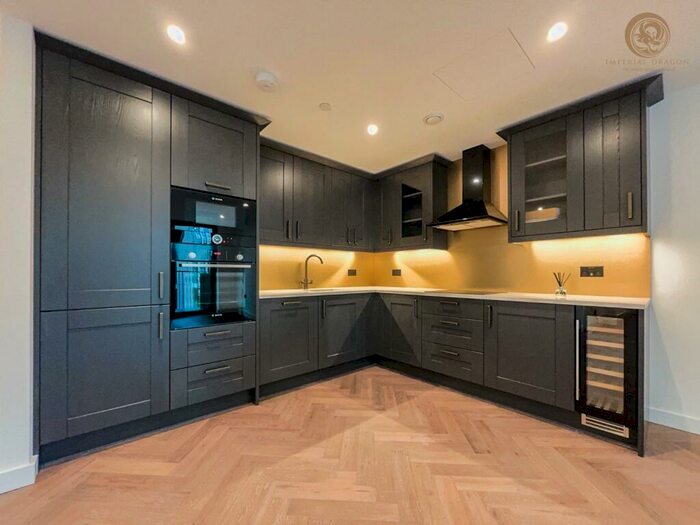 2 Bedroom Flat For Sale In Merino Gardens, London, E1W