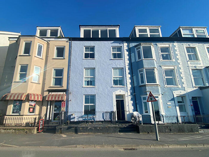1 Bedroom Apartment For Sale In Otago Glandovey Terrace, LL35