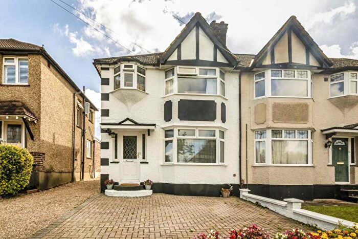 3 Bedroom Semi-Detached House To Rent In Grand Avenue, Surbiton, KT5