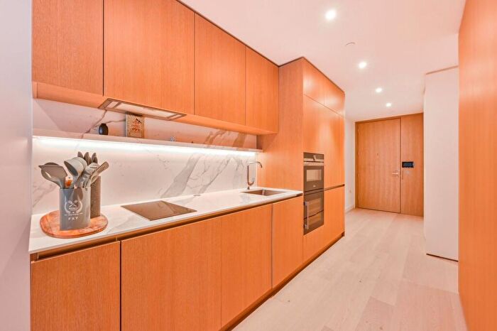 Studio To Rent In Park Drive, Canary Wharf, London, E14