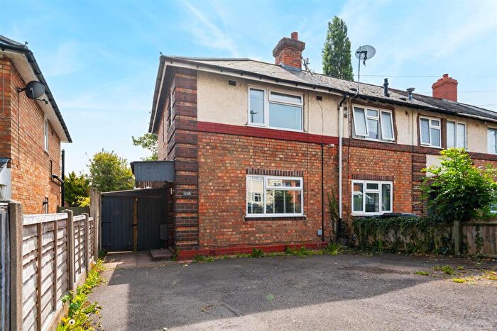 3 Bedroom Semi-Detached House To Rent In Tavistock Road, Birmingham, B27