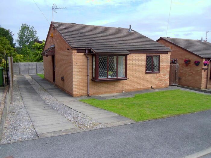 2 Bedroom Bungalow To Rent In Buckfast Close, Swanwick, Alfreton, DE55