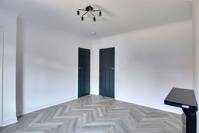 3 Bedroom End Of Terrace House To Rent In Mather Avenue, Weston Point, WA7
