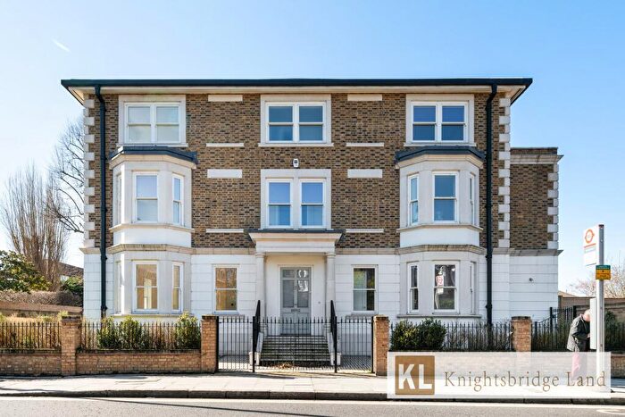 5 Bedroom Terraced House For Sale In Station Road, London, SW13