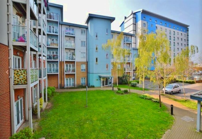 1 Bedroom Flat To Rent In Mill Street, Slough, SL2