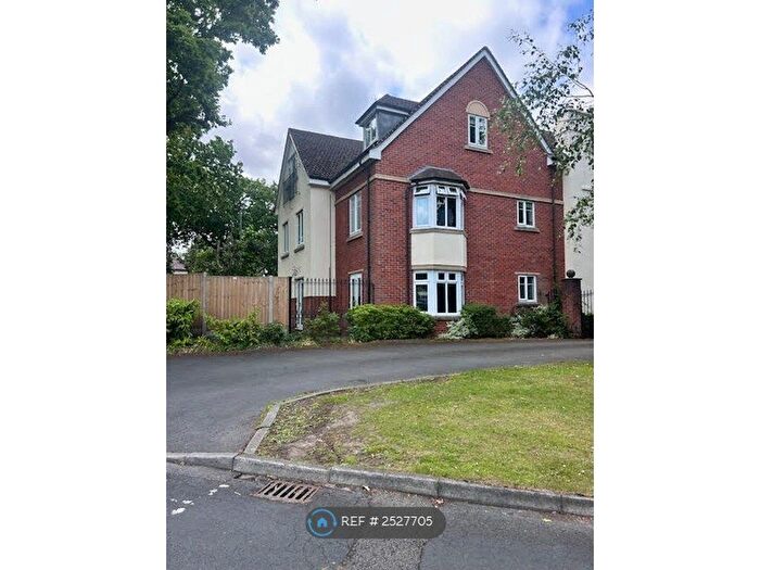 2 Bedroom Flat To Rent In Westwood Grove, Solihull, B91