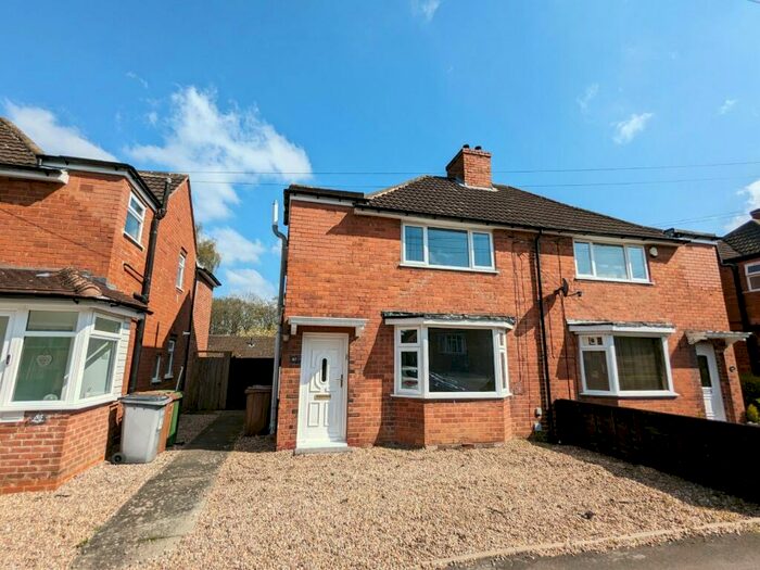 2 Bedroom Semi-Detached House To Rent In Alston Road, Solihull, West Midlands, B91