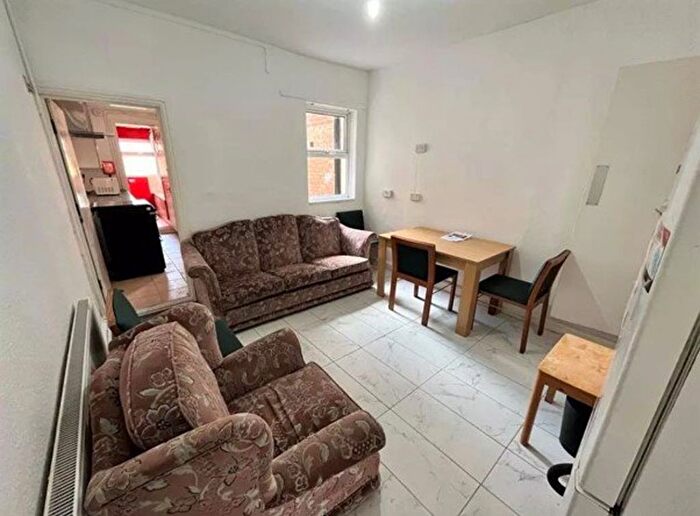 4 Bedroom Property To Rent In Hubert Road, Selly Oak, Birmingham, B29