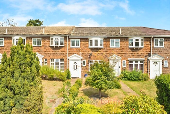 3 Bedroom Terraced House To Rent In Regency Drive, KT14