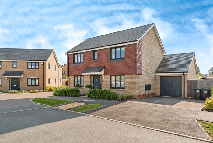 4 Bedroom Detached House For Sale In Shire Way, Witchford, Cambridgeshire, CB6