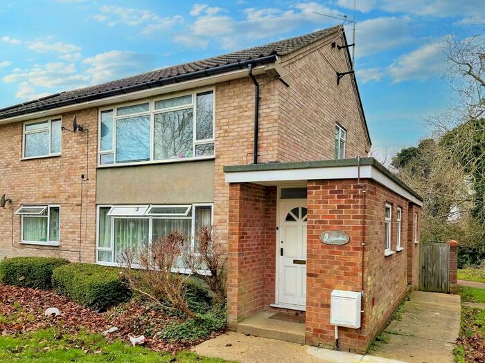 2 Bedroom Ground Maisonette To Rent In Alyssum Walk, Colchester, Essex, CO4